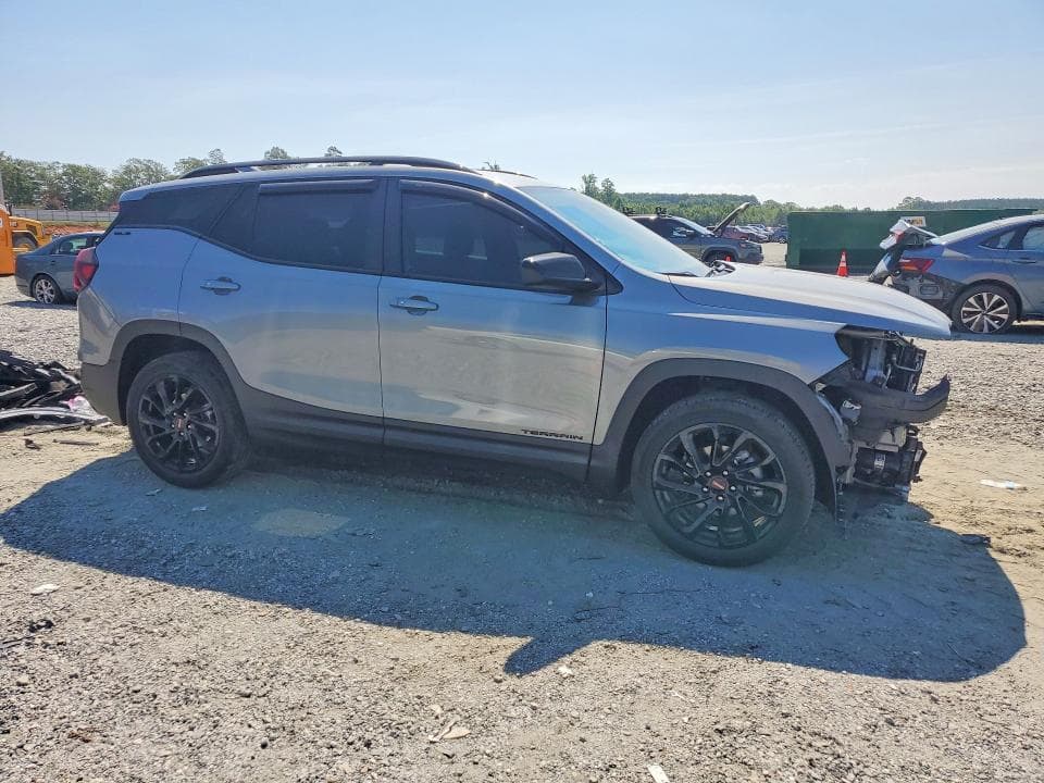 2024 GMC TERRAIN SLE 4