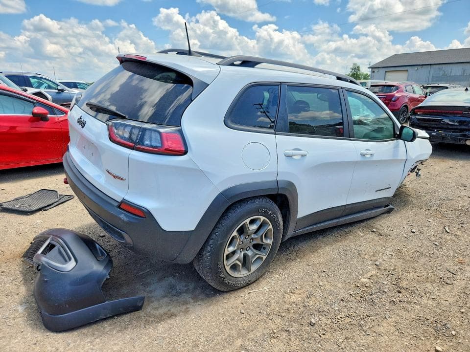 2020 JEEP CHEROKEE TRAILHAWK 3