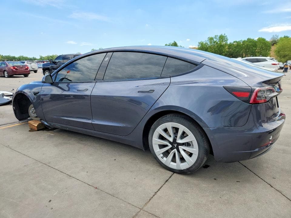 2022 TESLA MODEL 3 2