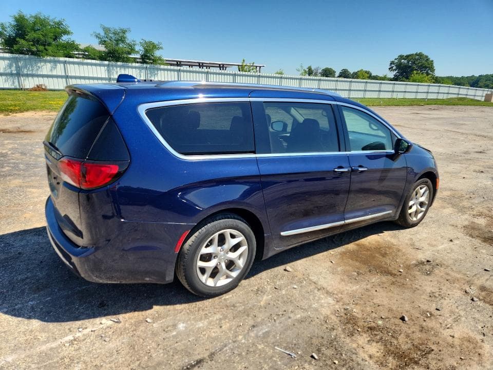 2019 CHRYSLER PACIFICA TOURING L PLUS 3