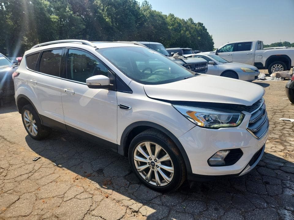 2017 FORD ESCAPE TITANIUM 4