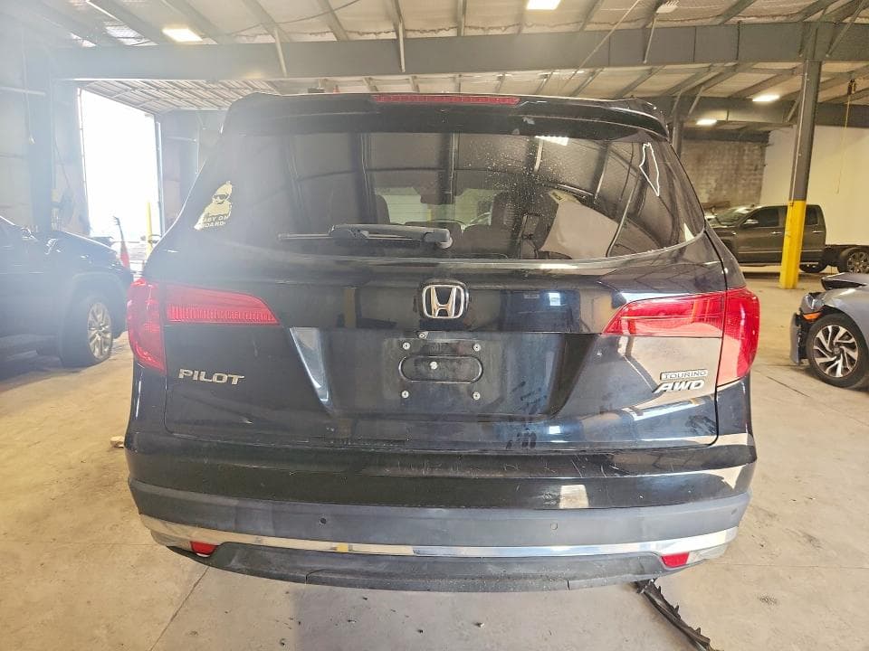 2017 HONDA PILOT TOURING 6