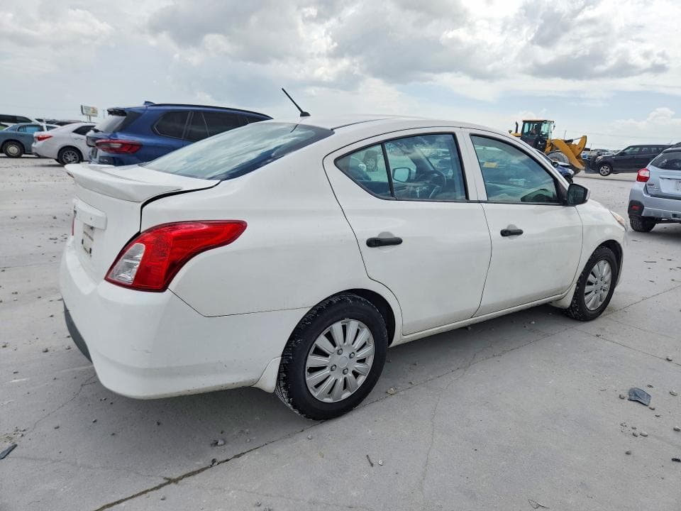 2017 NISSAN VERSA 1.6 S PLUS 3