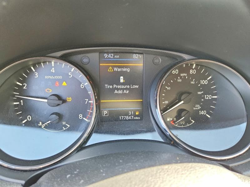 2019 NISSAN ROGUE SV 9
