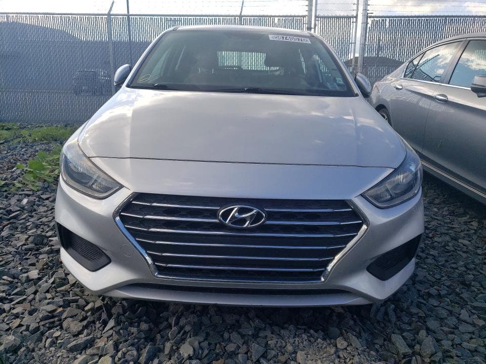 2019 HYUNDAI ACCENT SE 5