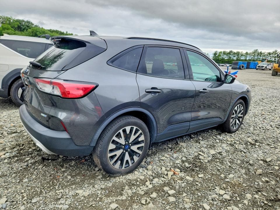 2020 FORD ESCAPE SE SPORT 3