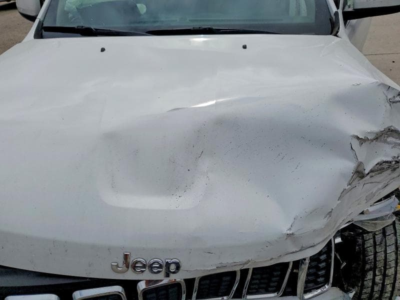 2021 JEEP GRAND CHEROKEE LAREDO 11
