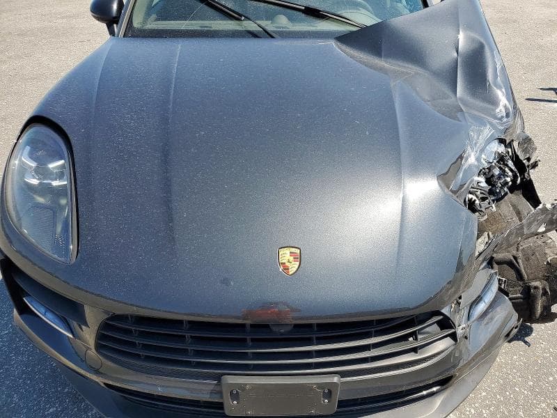 2021 PORSCHE MACAN 12