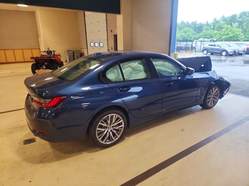 2023 BMW 330XI 3
