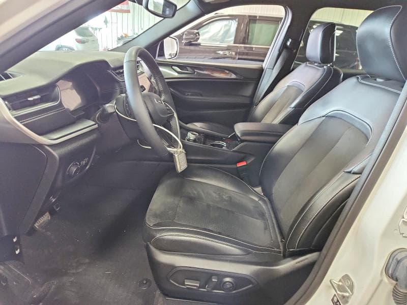 2023 JEEP GRAND CHEROKEE L LAREDO 7