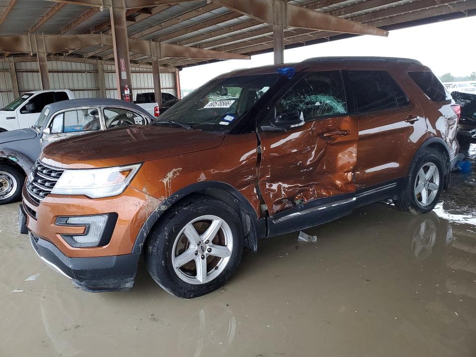 2017 FORD EXPLORER XLT - 1