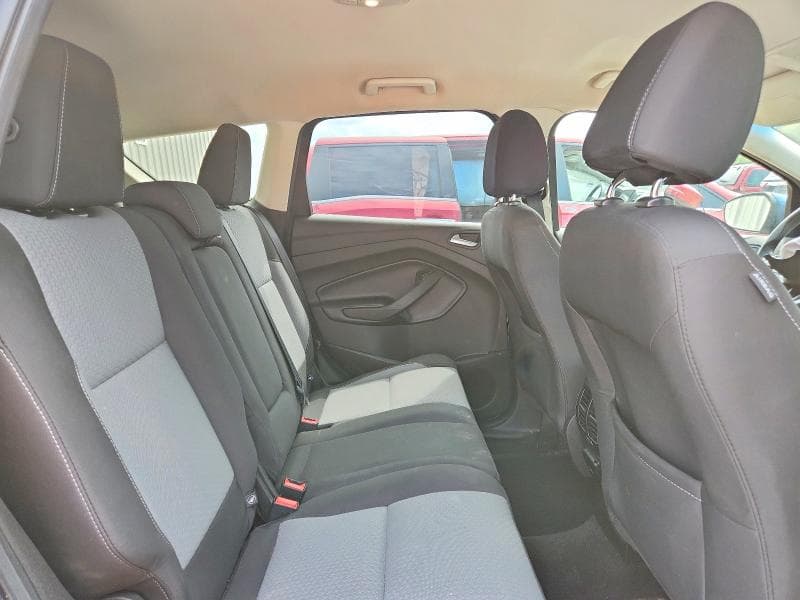 2017 FORD ESCAPE SE 11