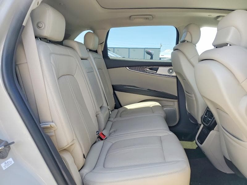 2019 LINCOLN NAUTILUS RESERVE 10