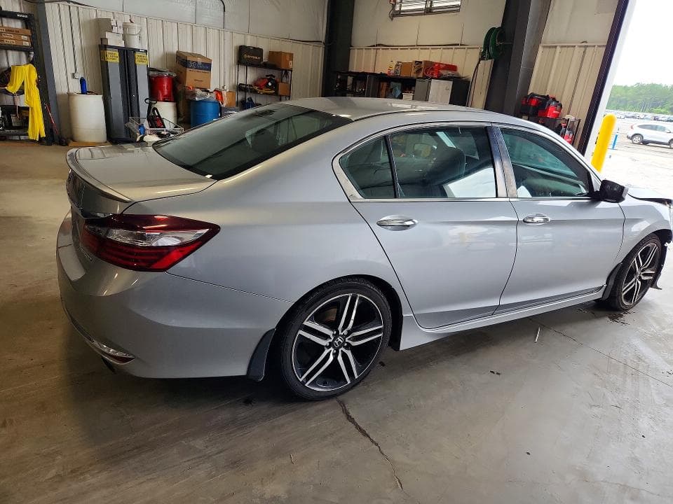 2017 HONDA ACCORD SPORT 3
