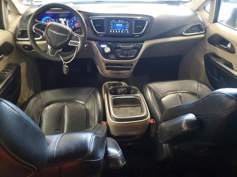 2021 CHRYSLER VOYAGER LXI 8