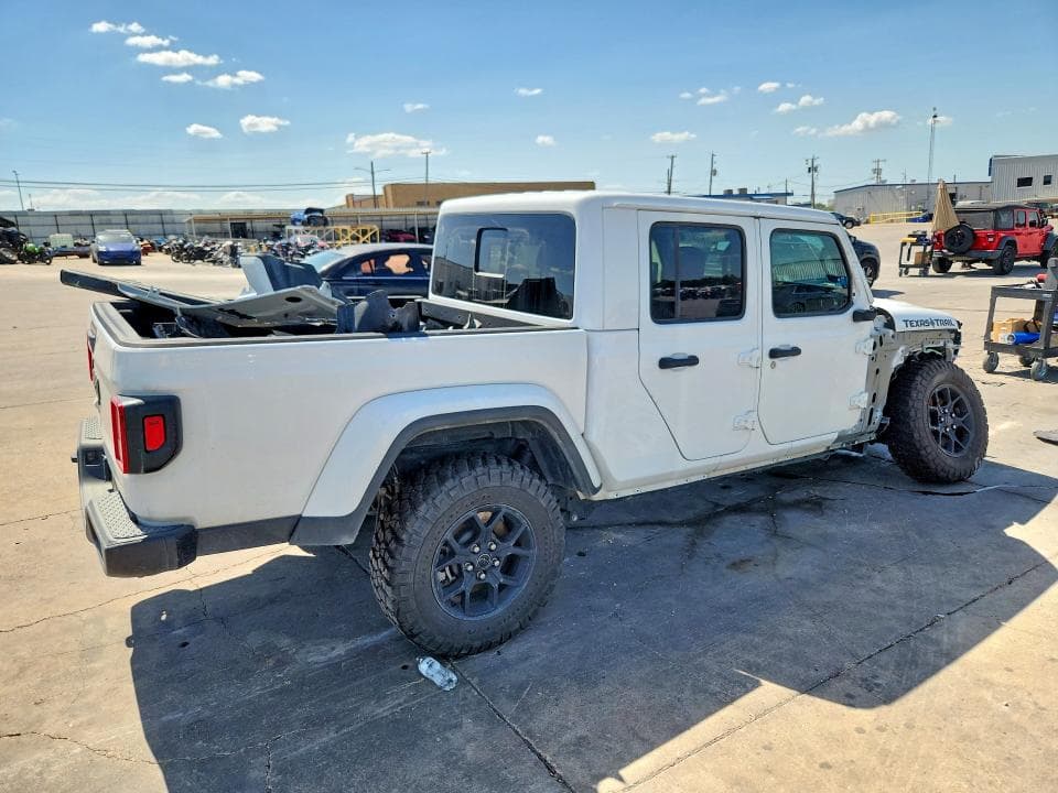 2024 JEEP GLADIATOR SPORT 3
