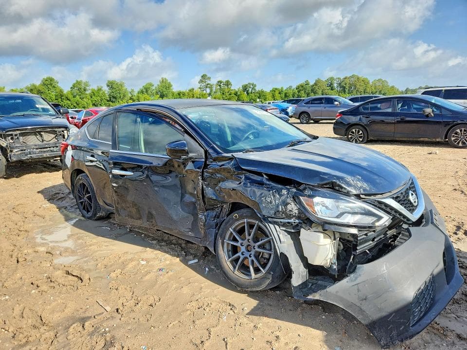 2017 NISSAN SENTRA S 4