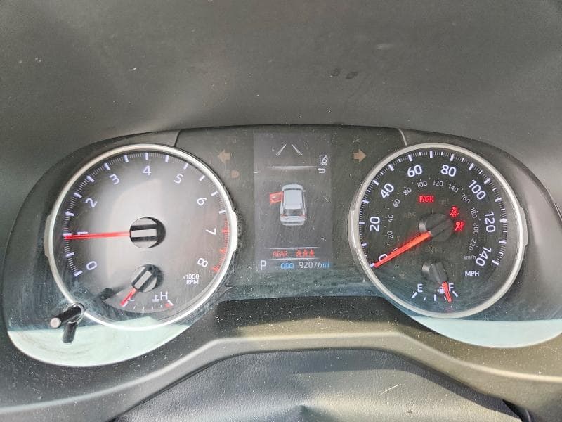 2019 TOYOTA RAV4 LE 9