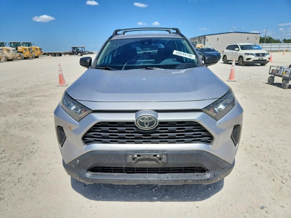 2021 TOYOTA RAV4 LE 5