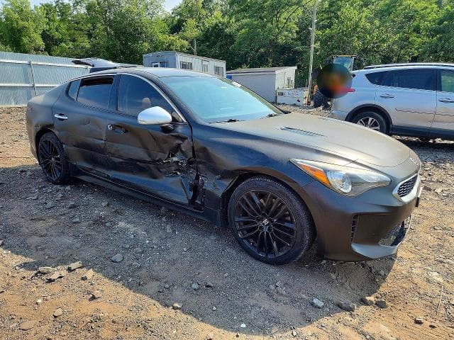 2018 KIA STINGER BASE 4