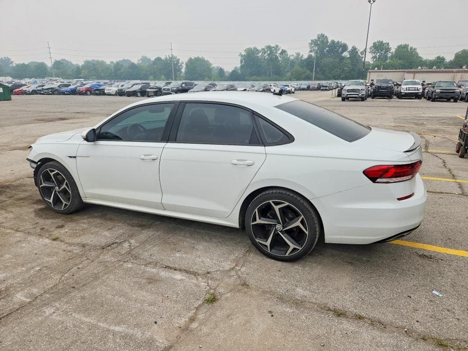 2020 VOLKSWAGEN PASSAT R-LINE 2