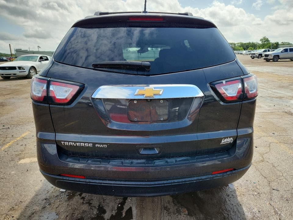 2017 CHEVROLET TRAVERSE LS 6