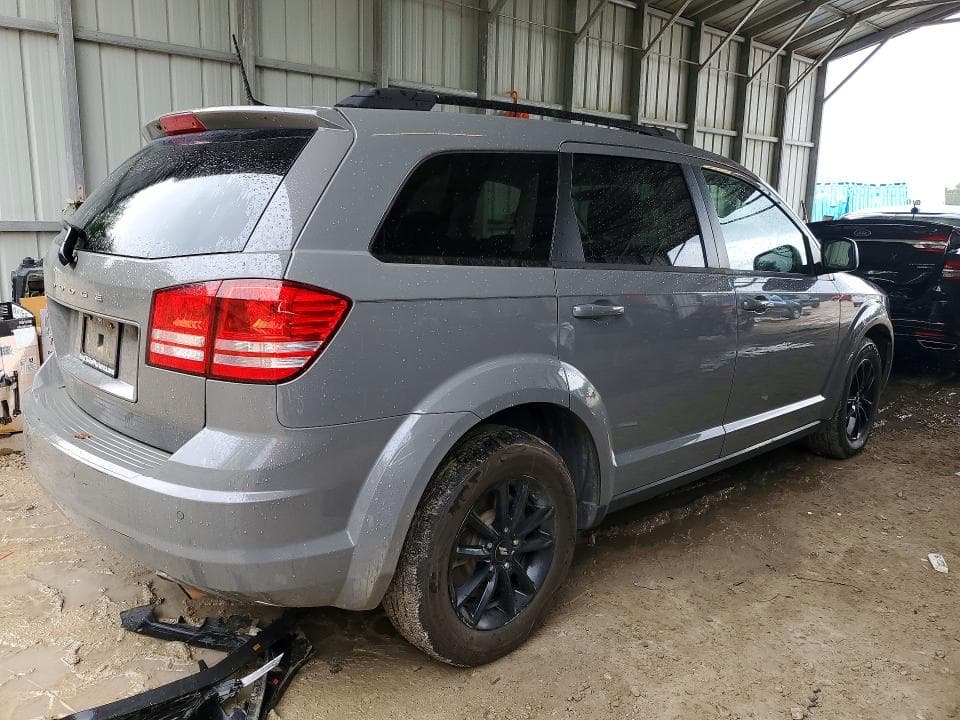 2020 DODGE JOURNEY SE 3