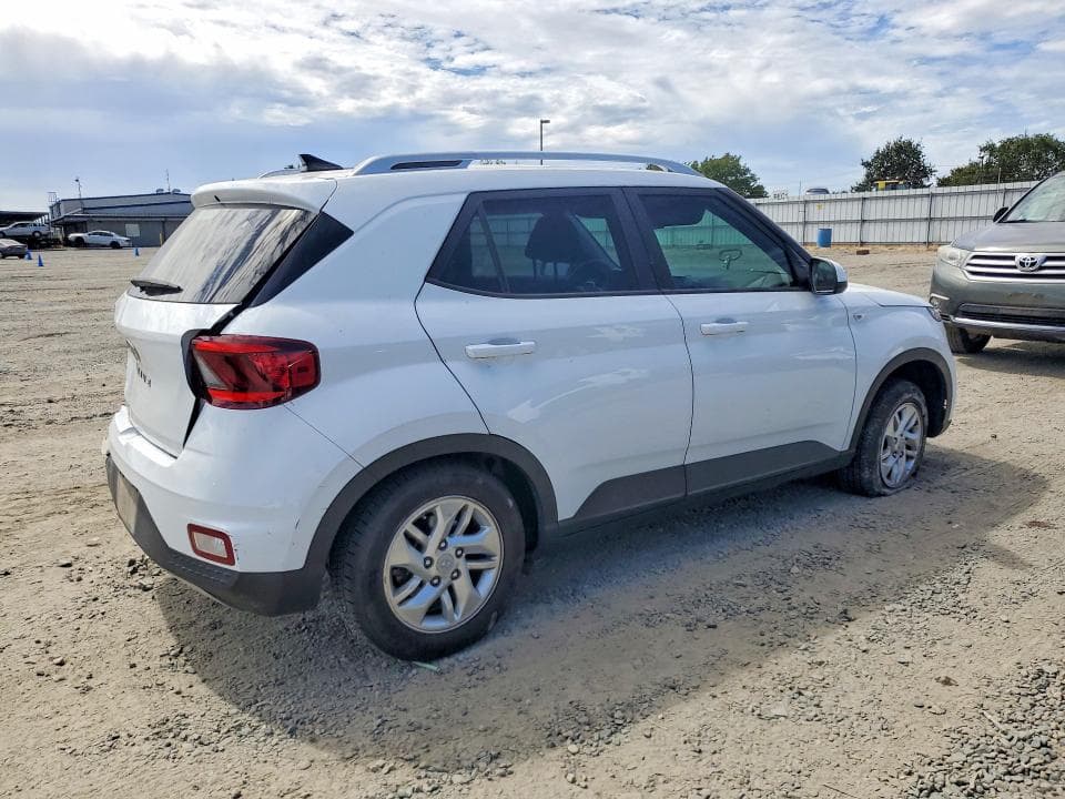 2020 HYUNDAI VENUE SEL 3