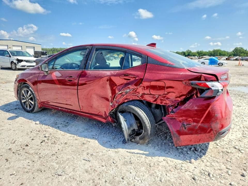 2021 NISSAN VERSA SV 2