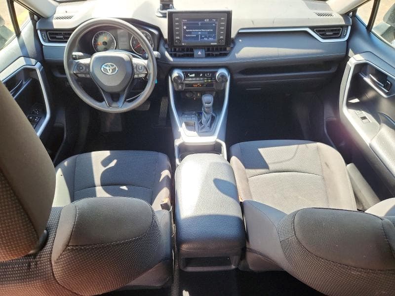 2020 TOYOTA RAV4 LE 8