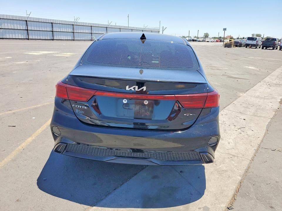 2022 KIA FORTE GT LINE 6