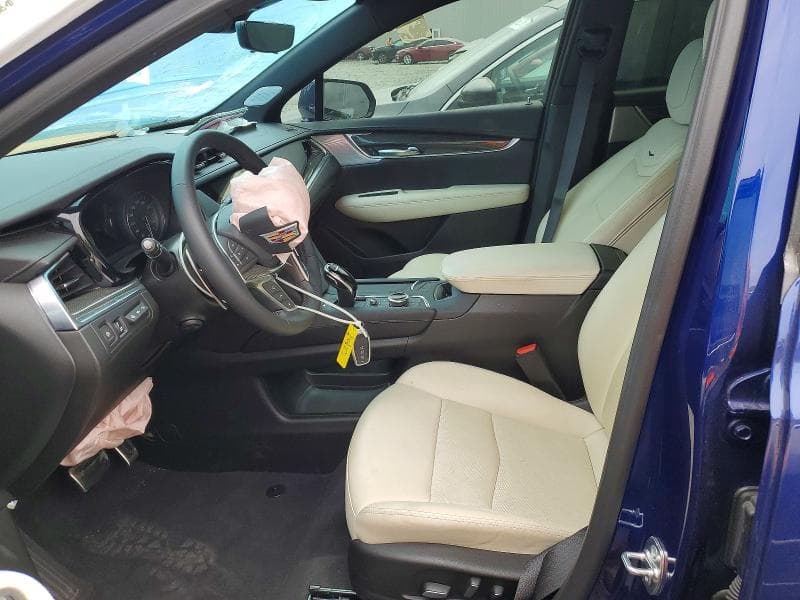 2025 CADILLAC XT5 SPORT 7