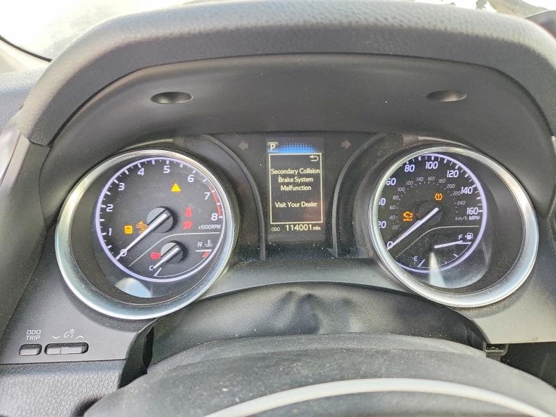 2018 TOYOTA CAMRY SE 9