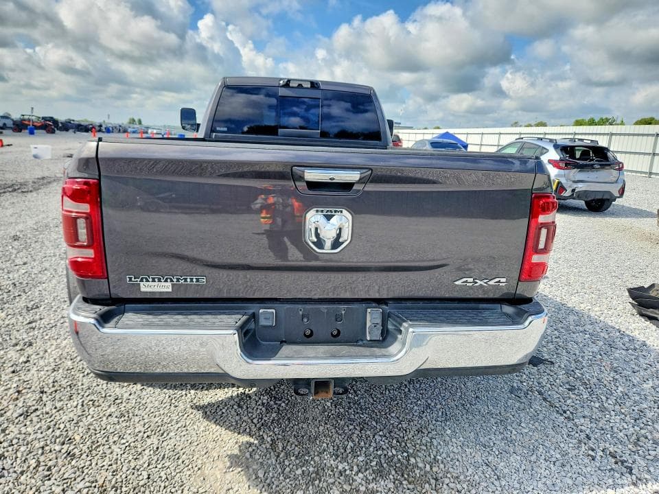 2022 RAM 3500 LARAMIE 6