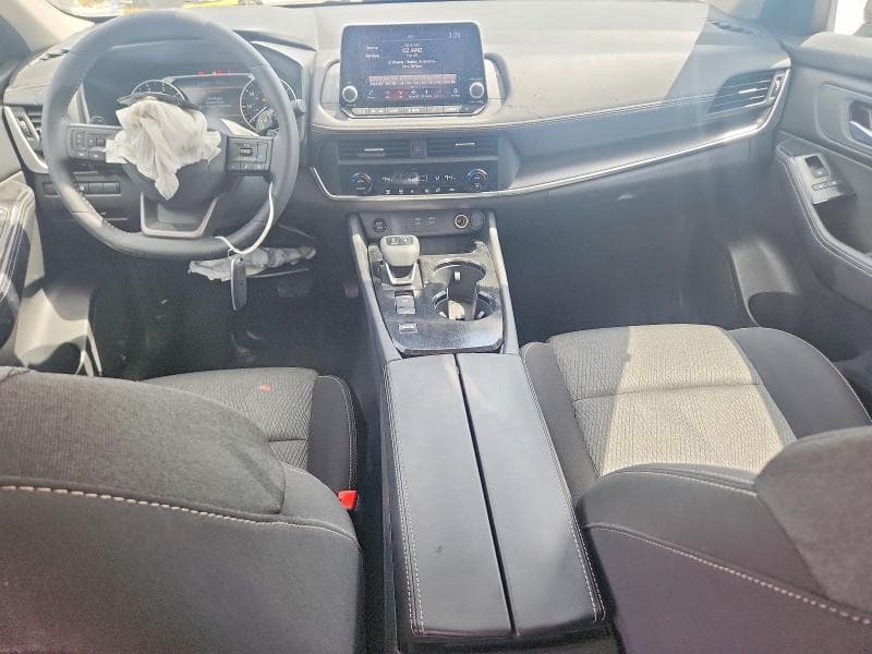 2025 NISSAN ROGUE SV 8