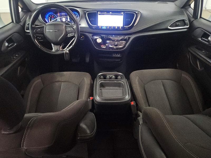2021 CHRYSLER PACIFICA TOURING 8