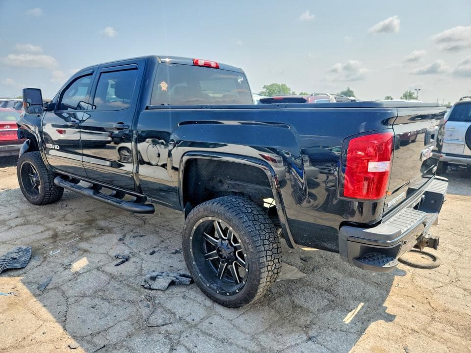 2018 GMC SIERRA K2500 SLT 2