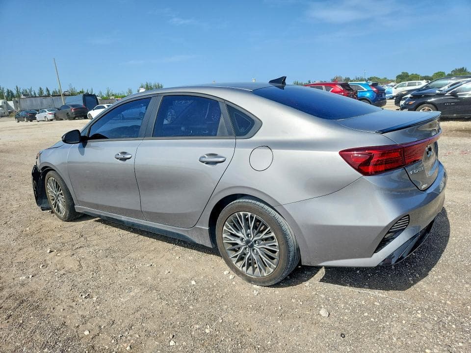 2023 KIA FORTE GT LINE 2