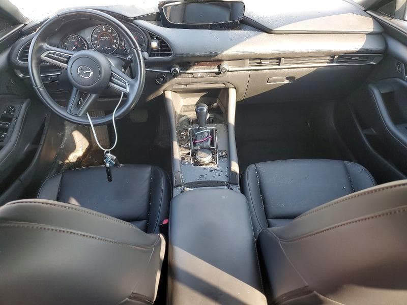 2020 MAZDA 3 8