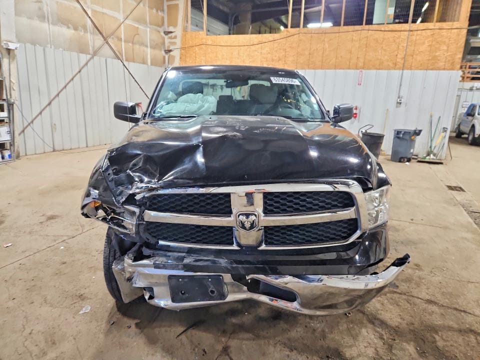 2024 RAM 1500 CLASSIC SLT 5