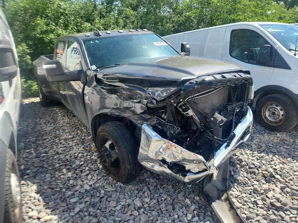 2024 RAM 3500 TRADESMAN 4