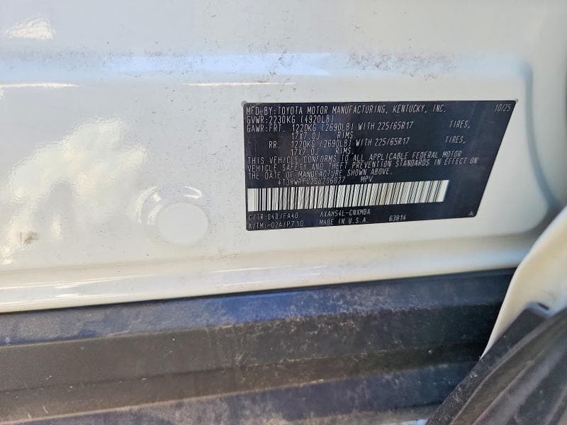2025 TOYOTA RAV4 HYBRID XLE 13