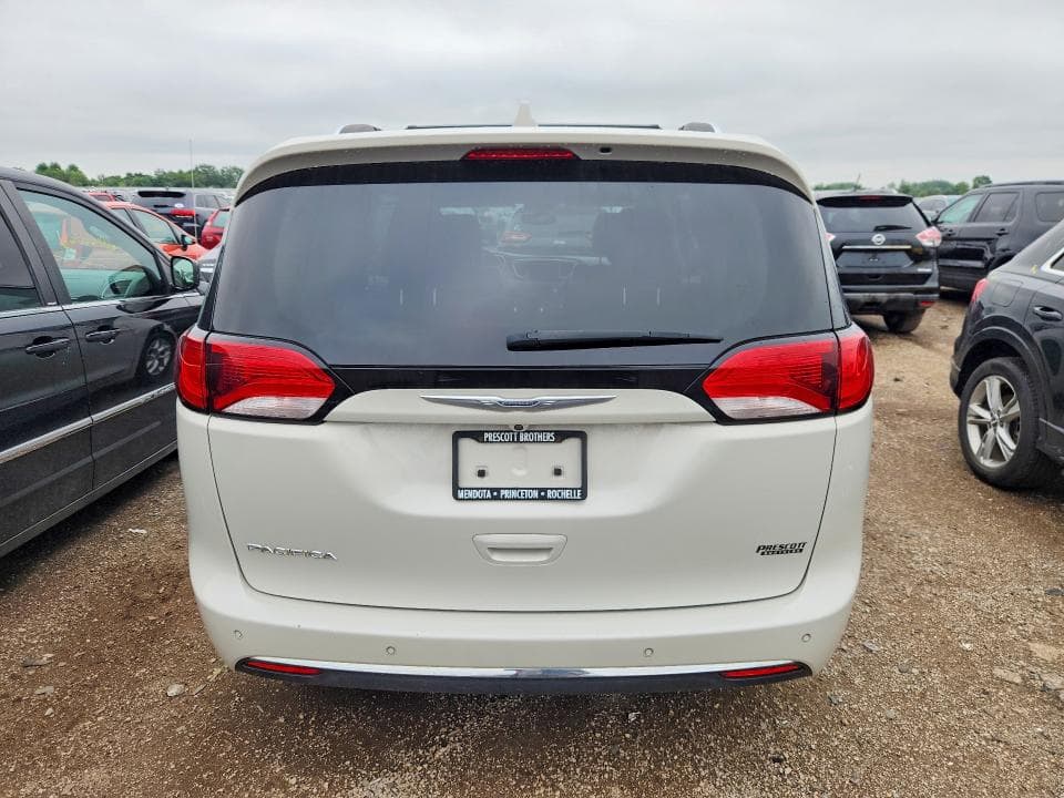 2017 CHRYSLER PACIFICA TOURING L PLUS 6