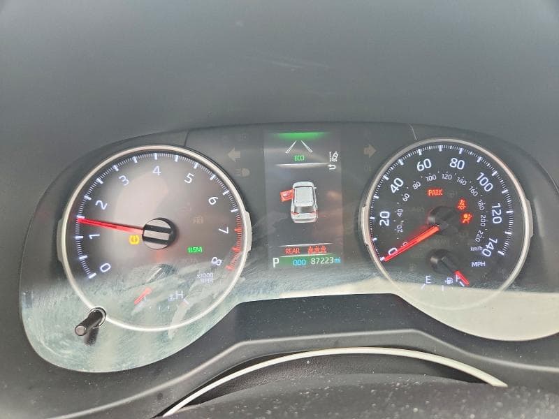 2019 TOYOTA RAV4 LE 9