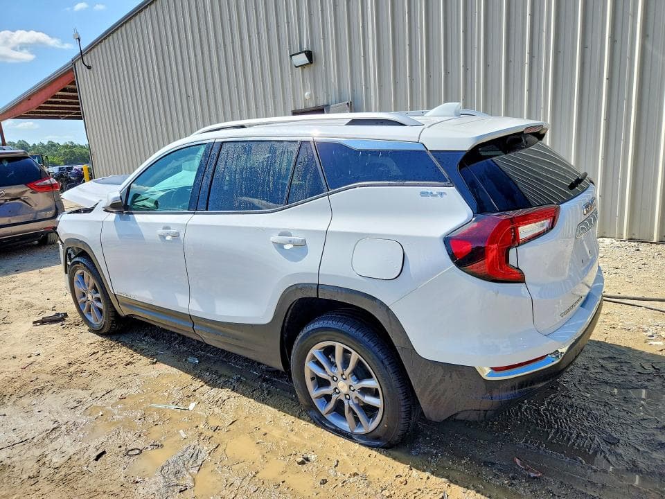 2024 GMC TERRAIN SLT 2