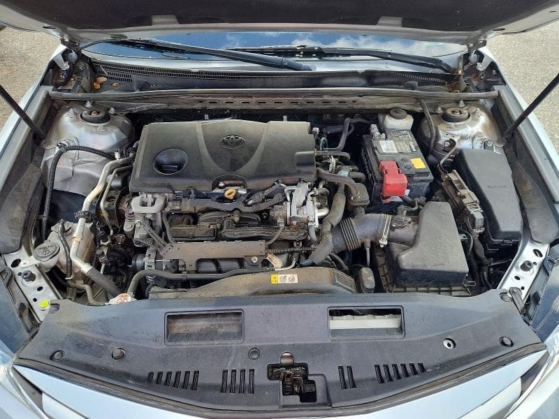 2020 TOYOTA CAMRY LE 11