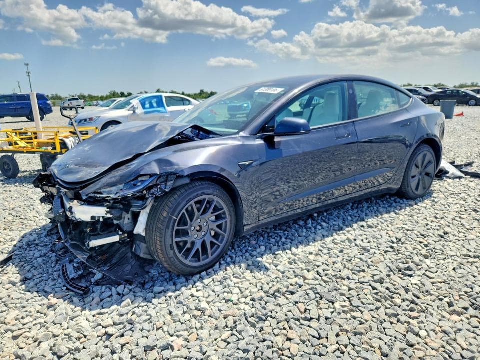 2026 TESLA MODEL 3 - 1