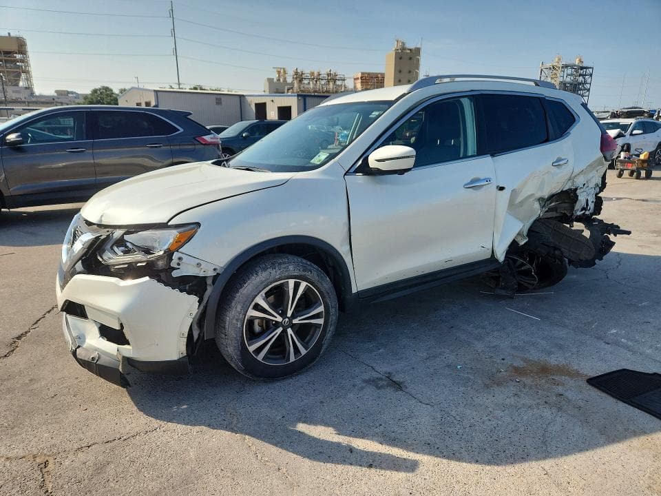 2019 NISSAN ROGUE SV - 1