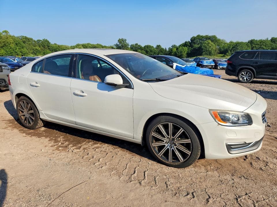 2017 VOLVO S60 PLATINUM 4