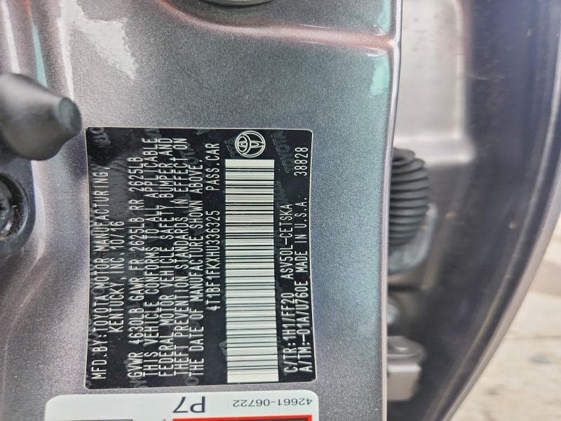 2017 TOYOTA CAMRY SE 12